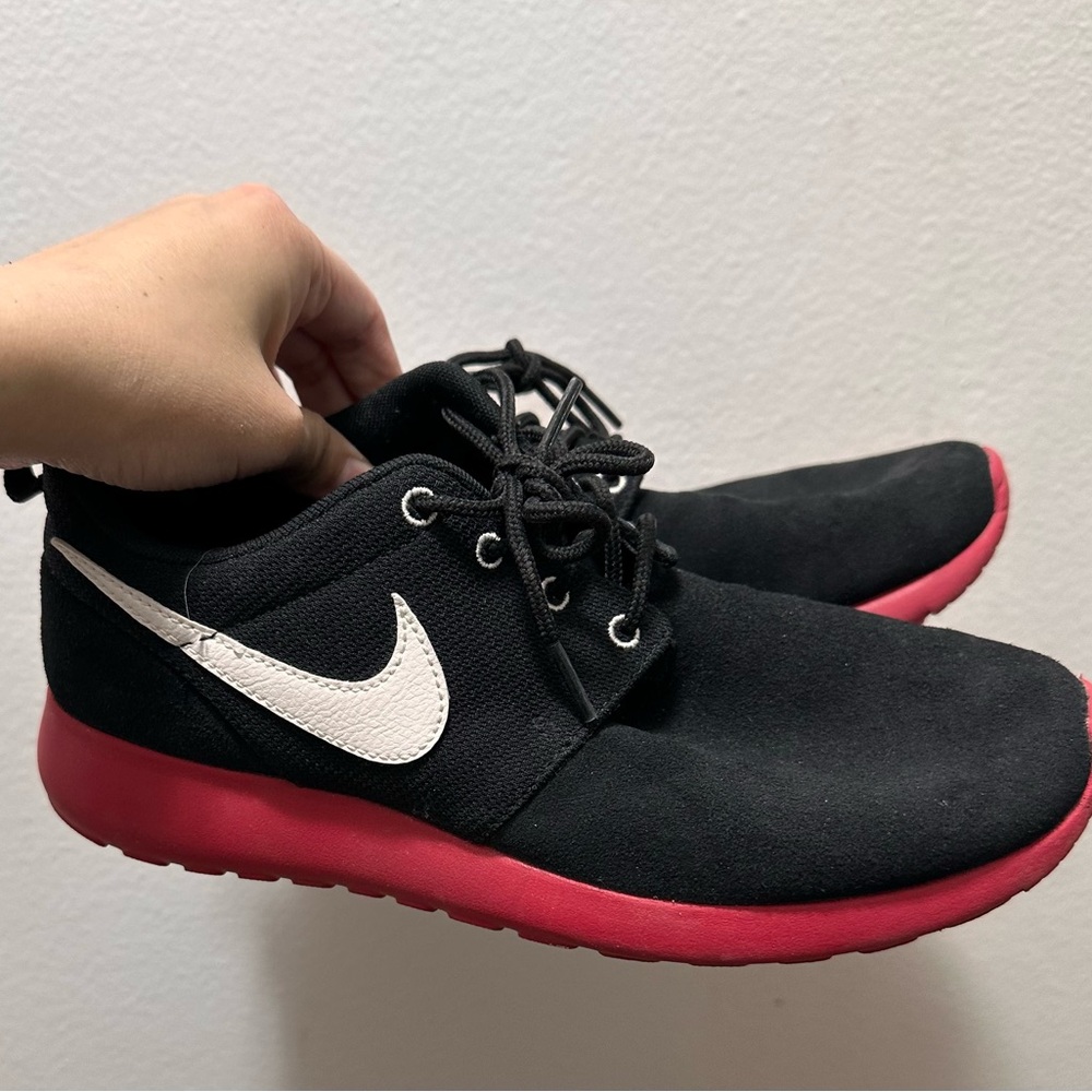 Nike Black and Pink Sneakers